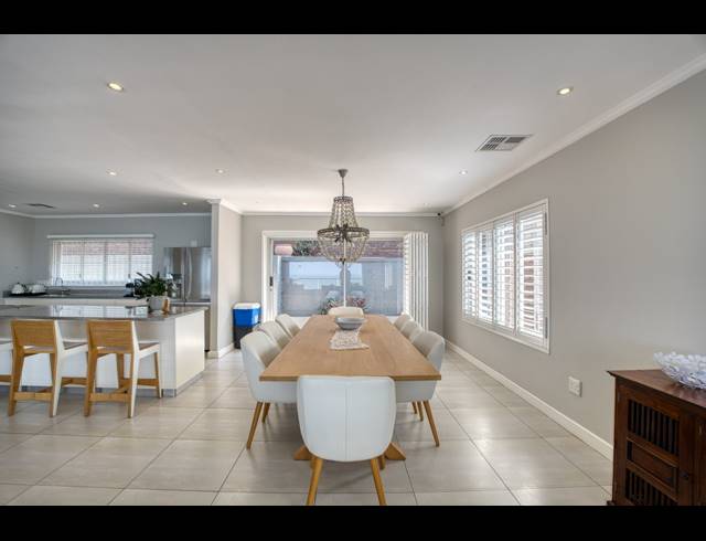 4 BEDROOM HOUSE FOR SALE IN BALLITO CENTRAL